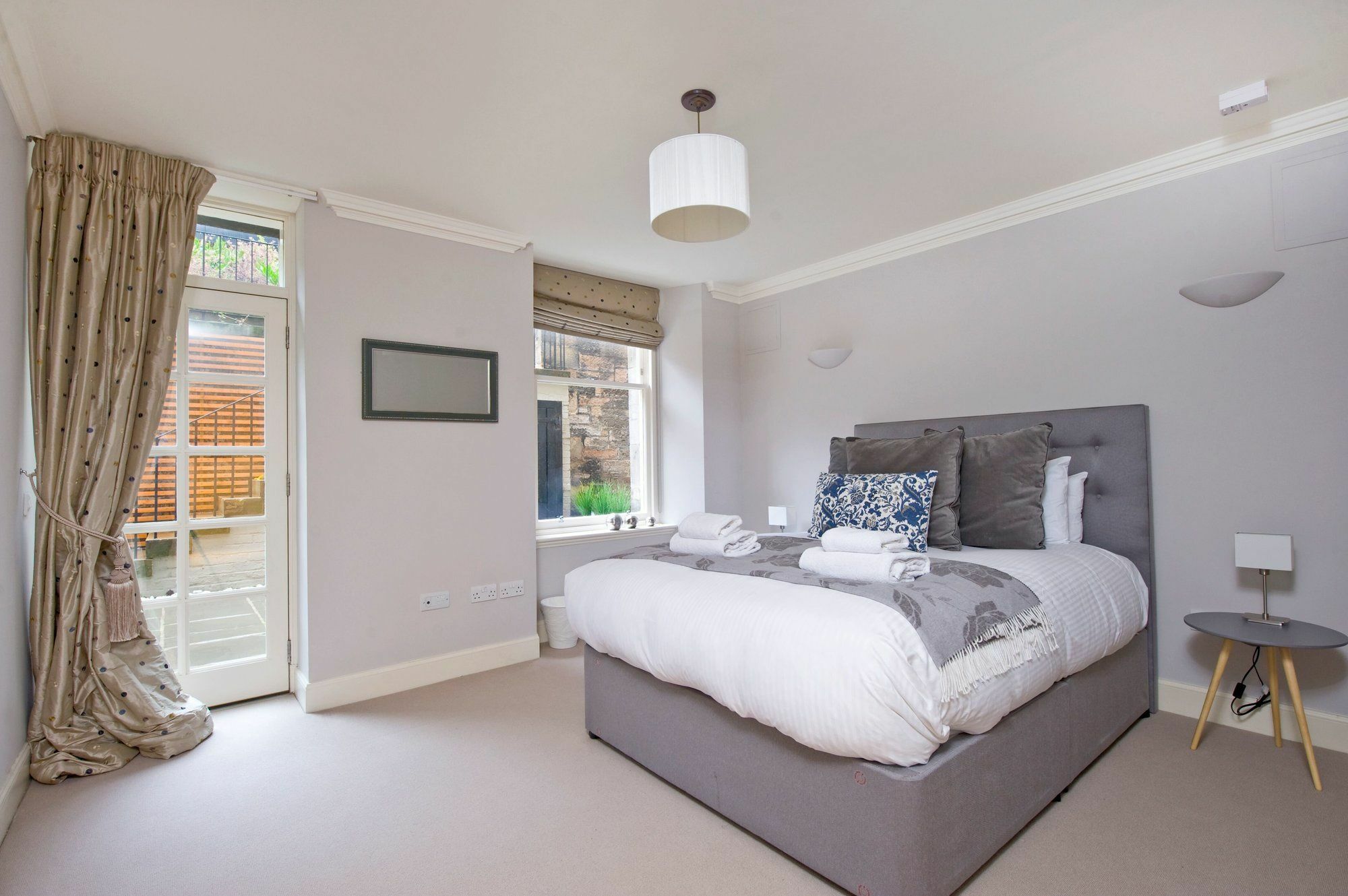 Destiny Scotland - Q-residence Édimbourg